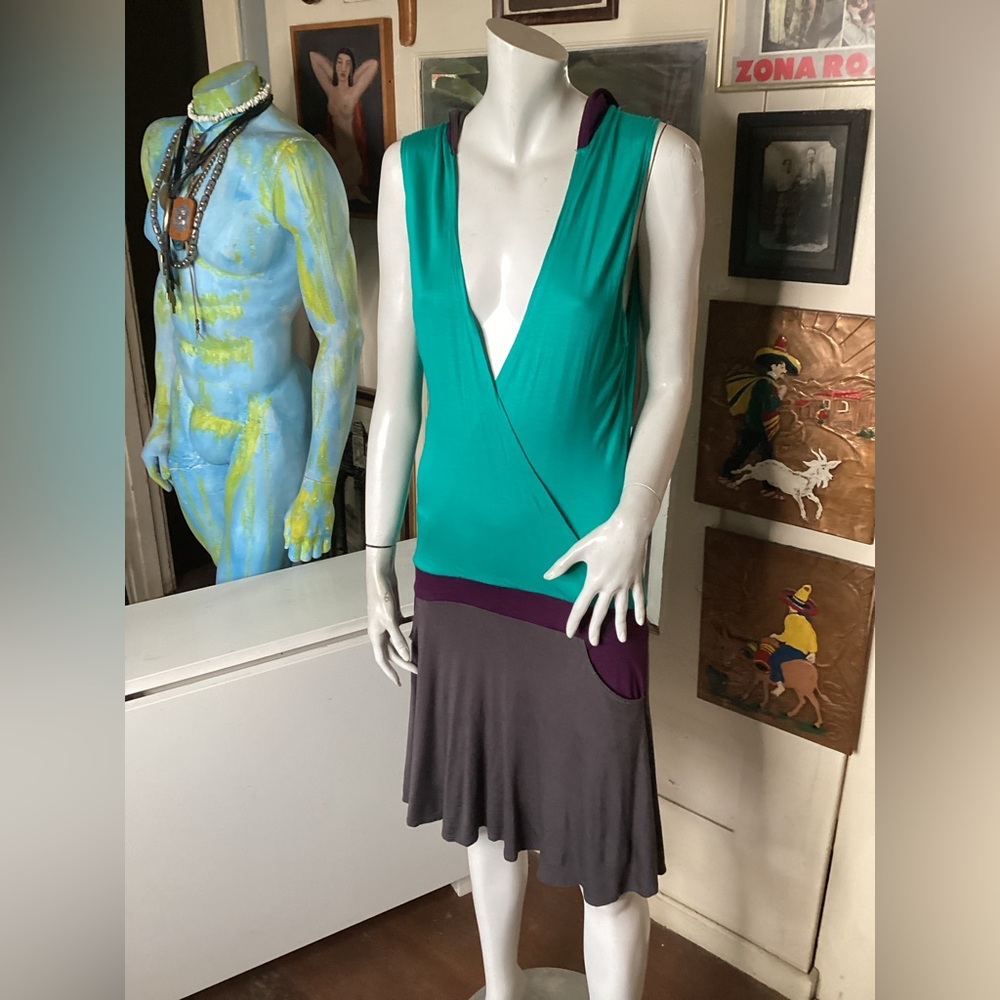 Nathalie Gaviria hoodie dress